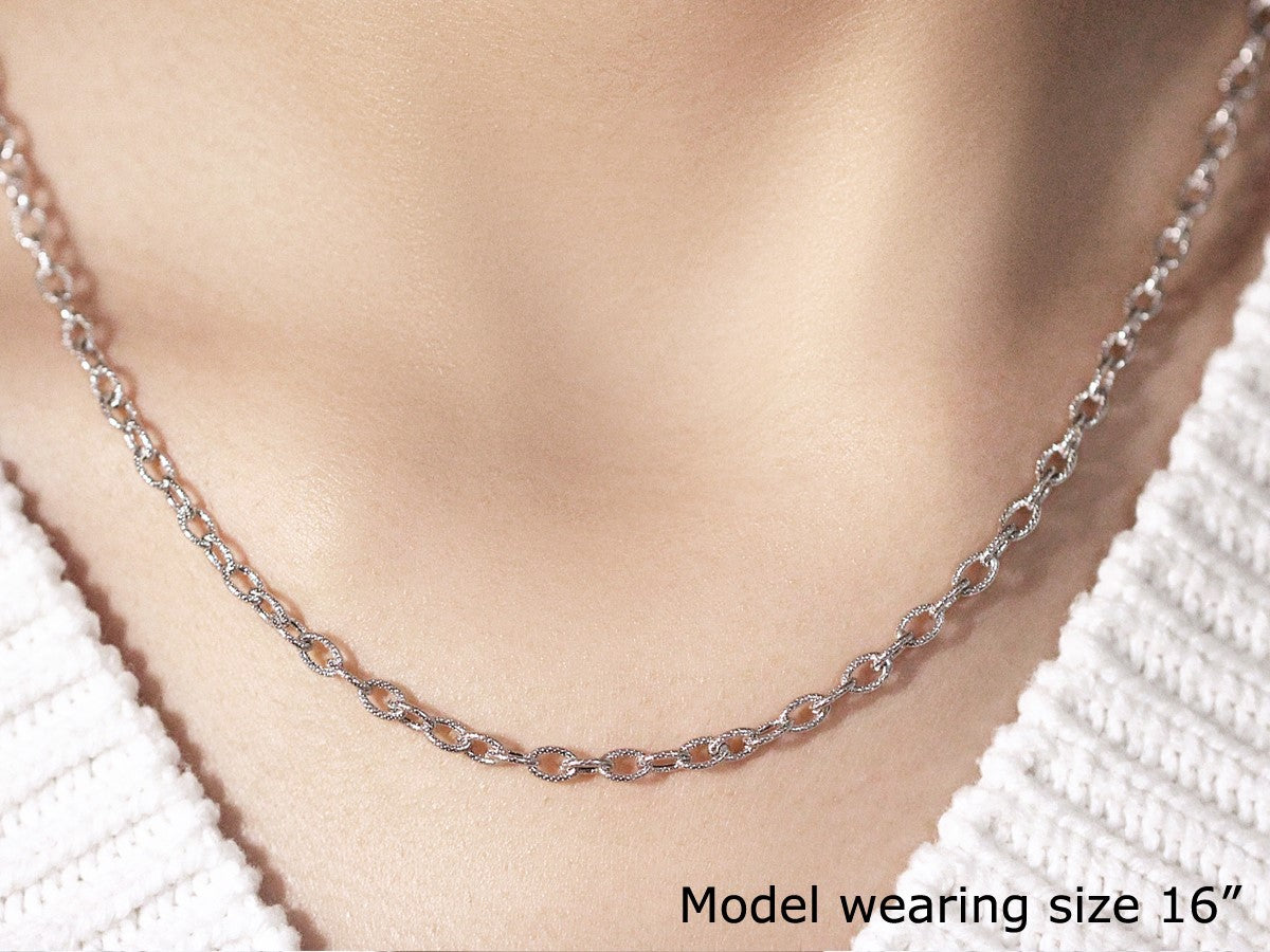 14k White Gold Pendant Chain with Textured Links (2.90 mm) 18"