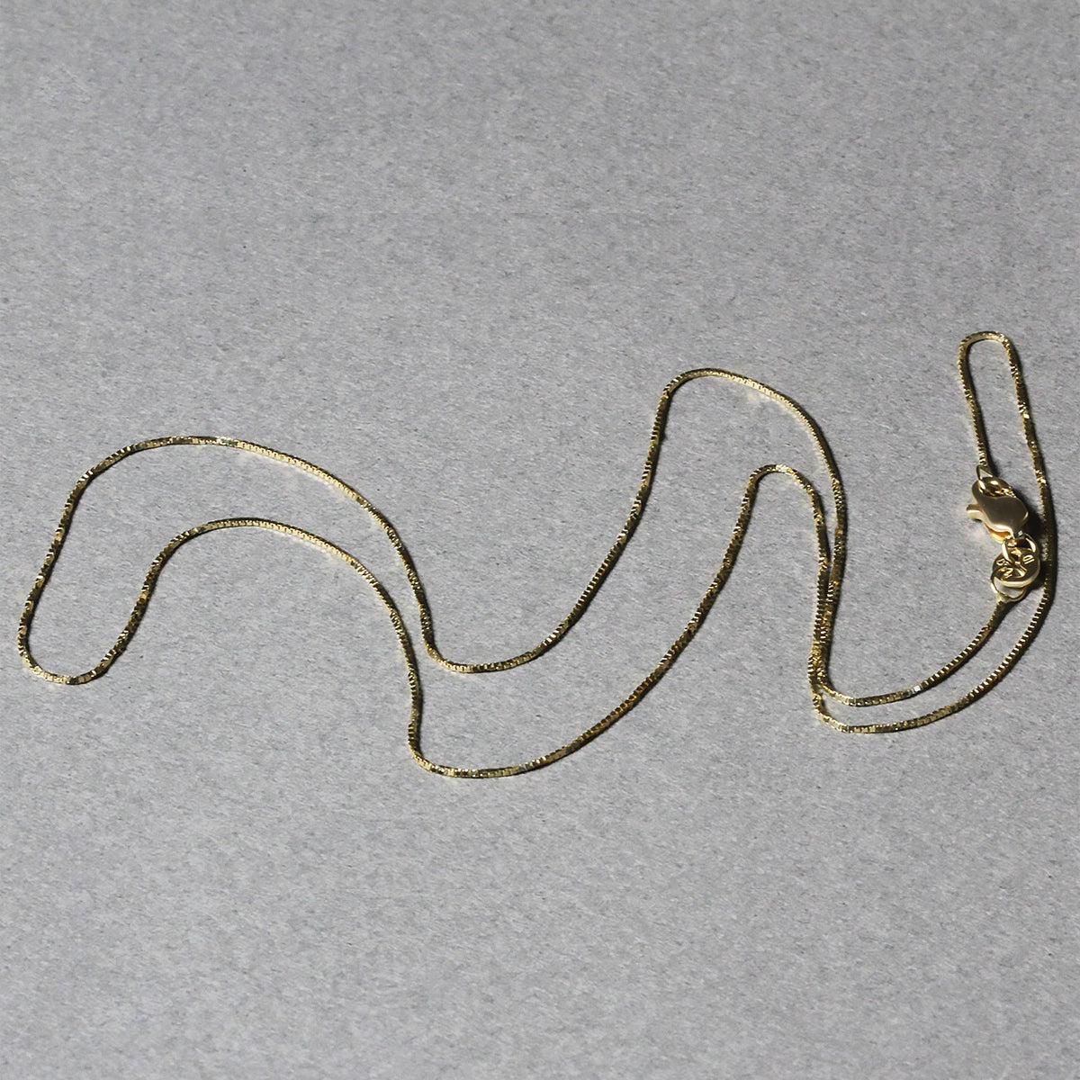 14k Yellow Gold Classic Box Chain (0.60 mm) Lobster Clasp