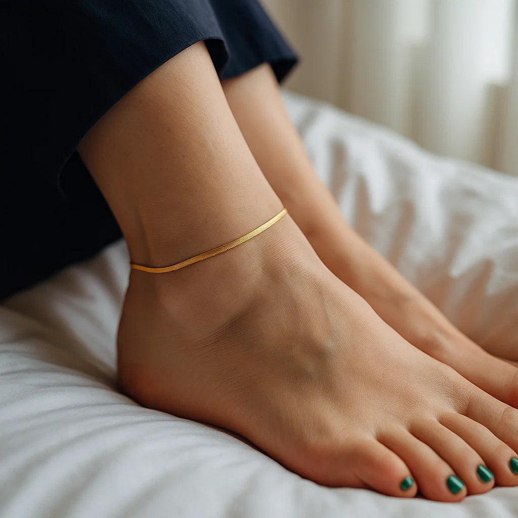 1.5mm 14k Yellow Gold Super Flex Herringbone Anklet 10"